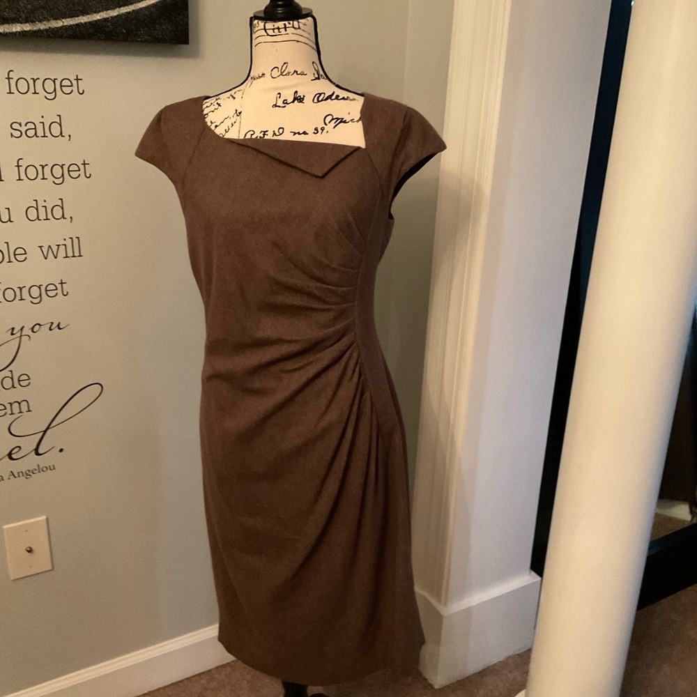 Dress - Picture 3 of 5